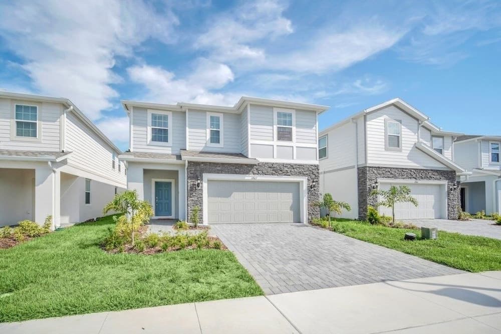 Lana Divers Villa - Image 52