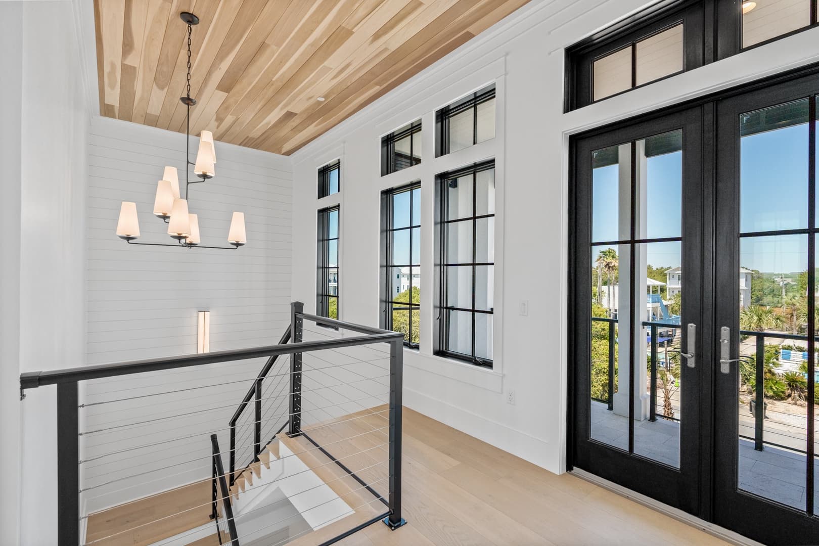 Grand Pearl - Image 92