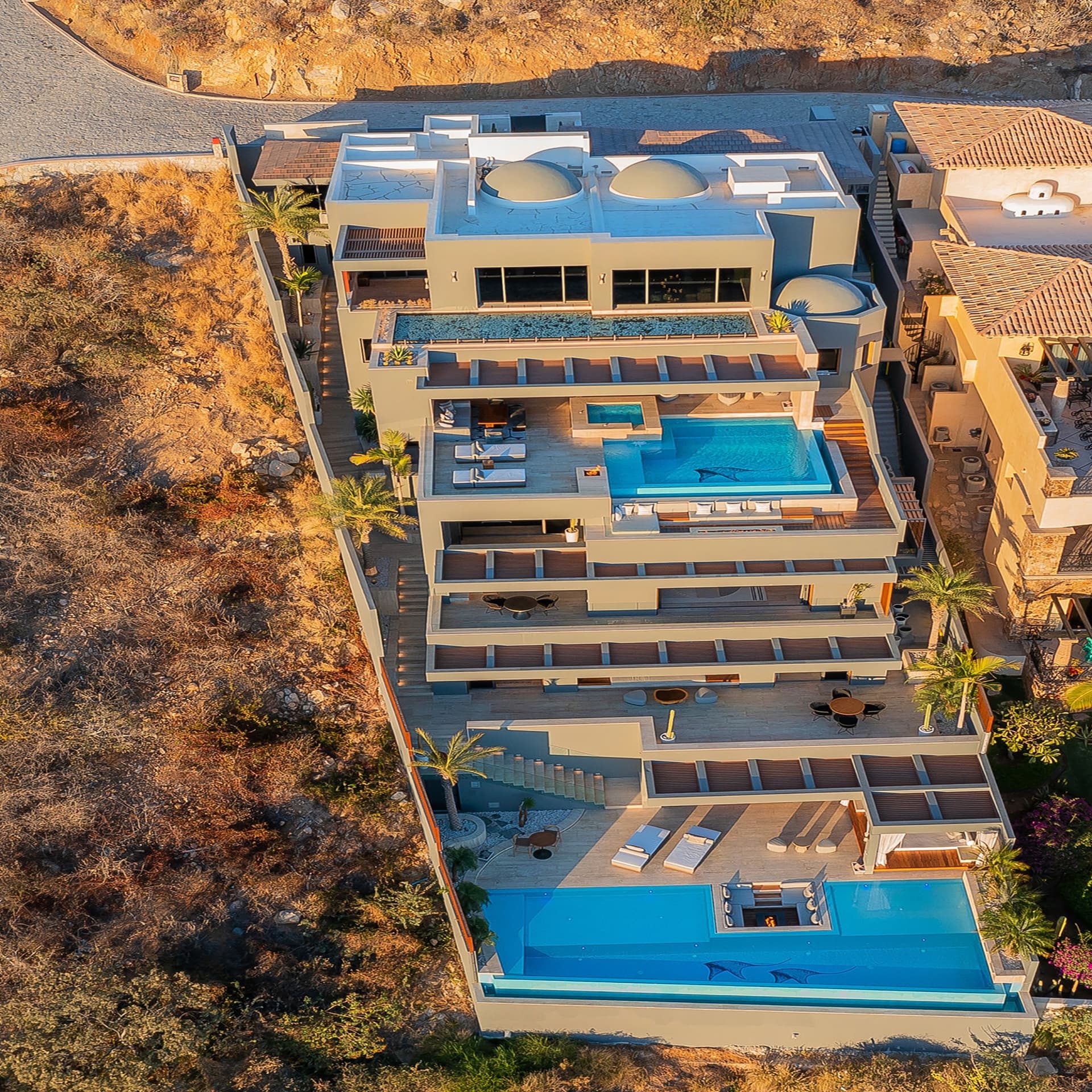 Maison De Cortes - Image 1