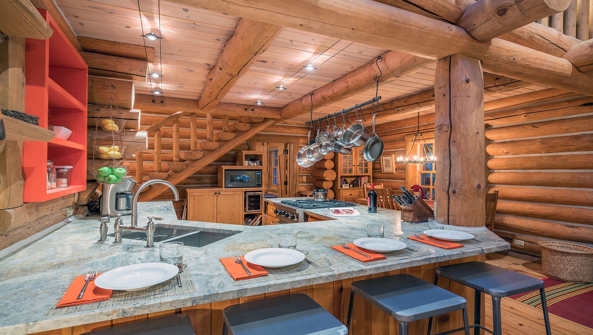 Yellow Brick Cabin - Image 26