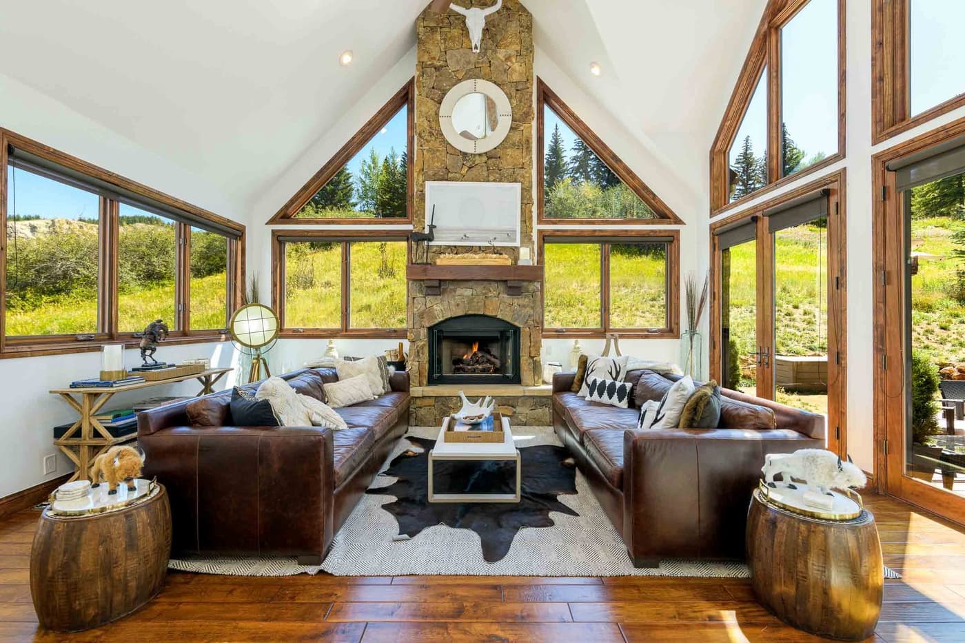 Arrowpines Lodge - Image 1