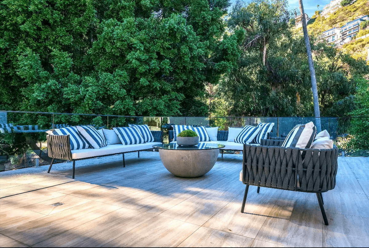 Hollywood Regency Villa - Image 20