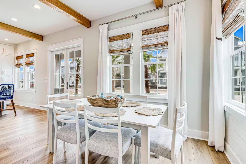 Beachin' Bungalow - Image 9