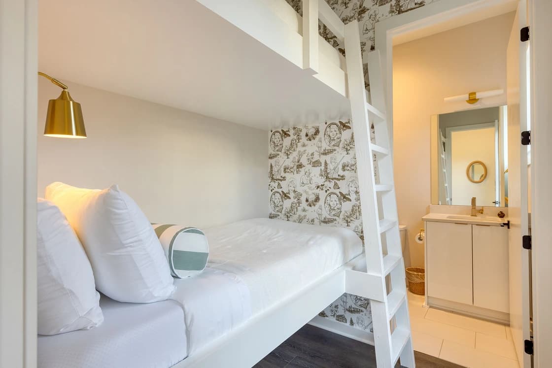 98 Degrees - Image 19