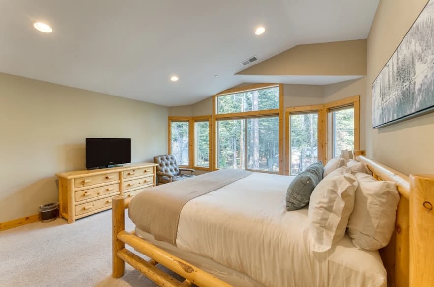 Washoe Chalet - Image 15