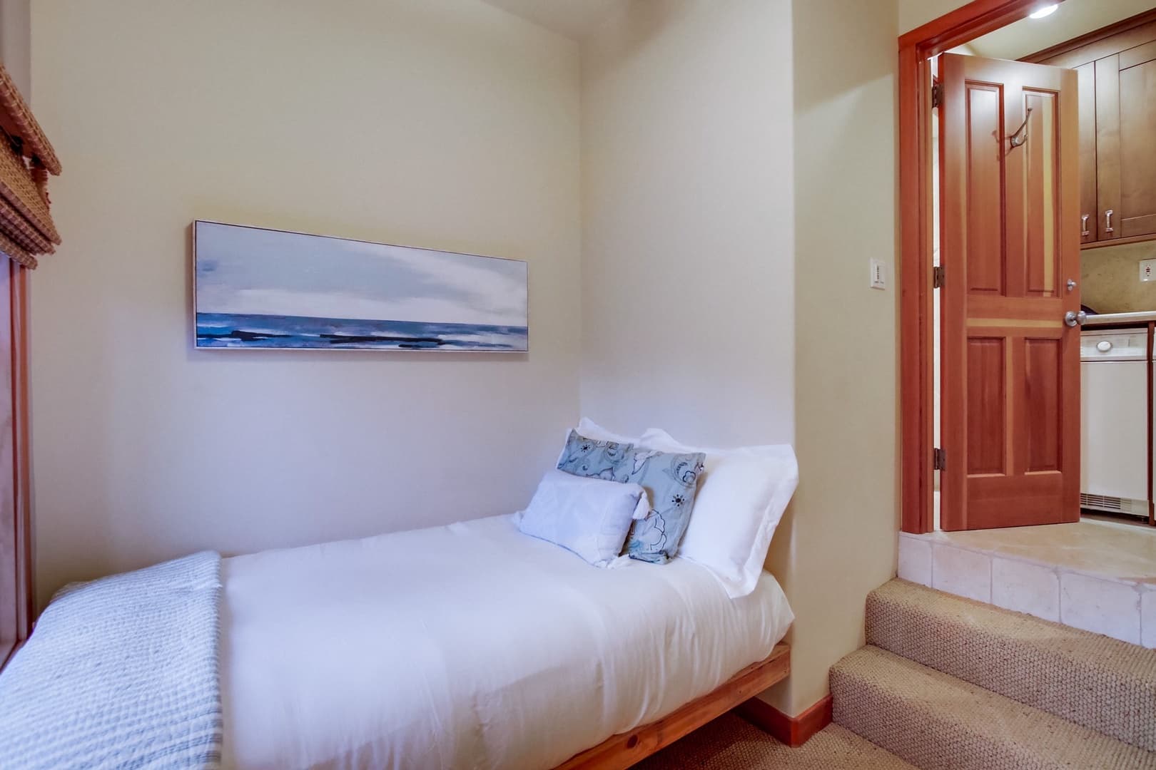 Tidewater House - Image 24