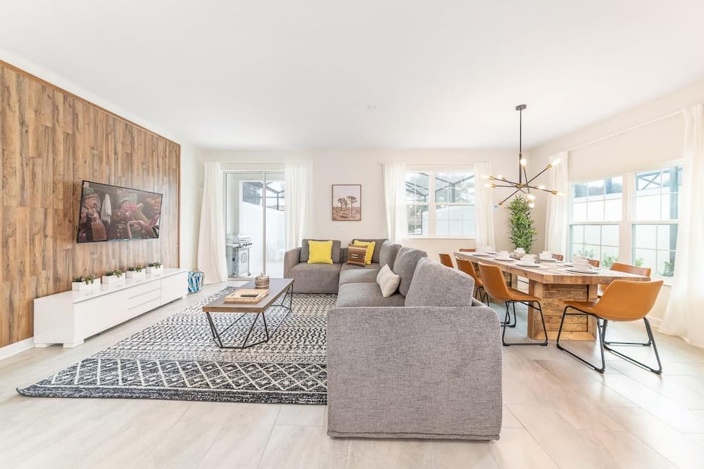 Disney Dream Home - Image 1