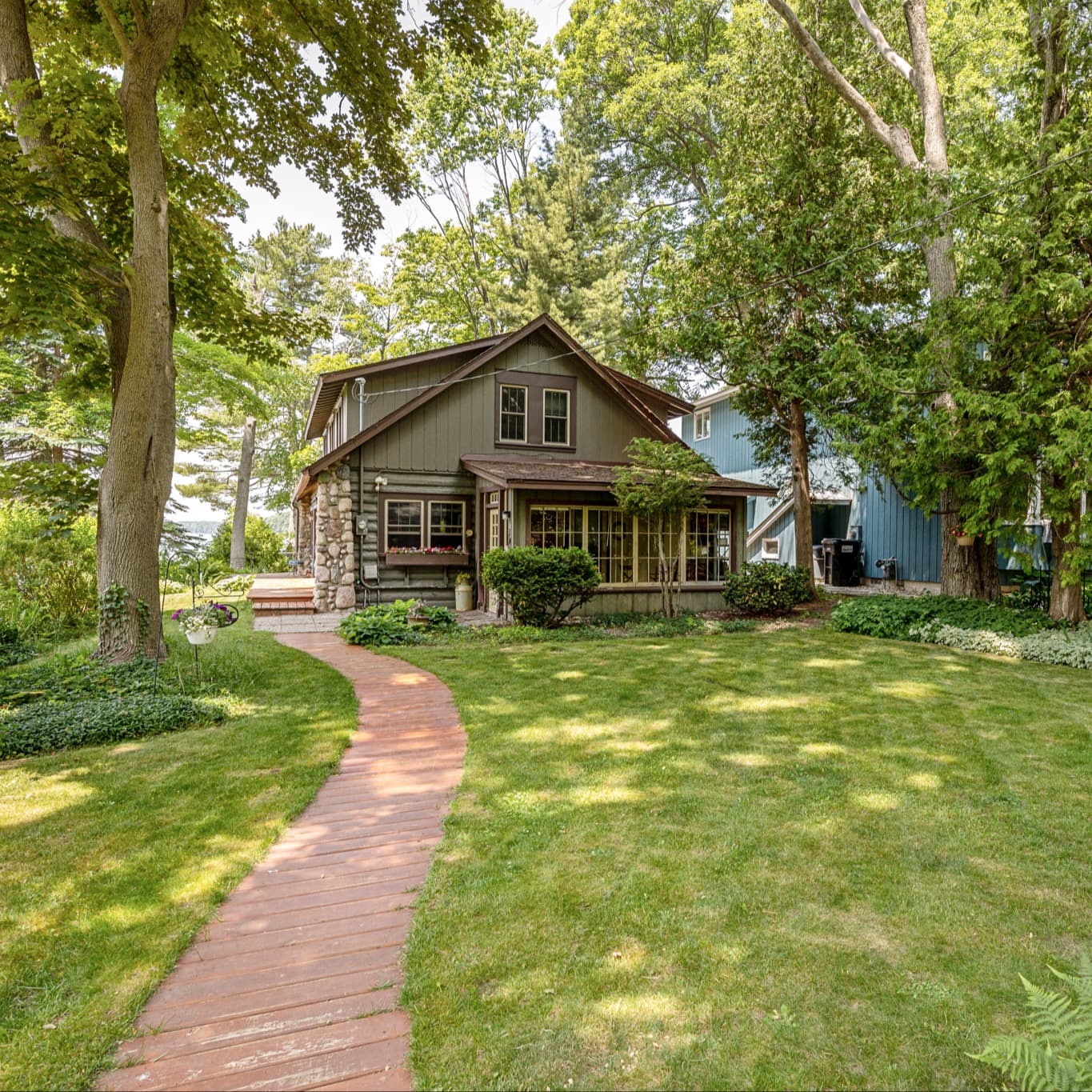 Whispering Pines Hideaway