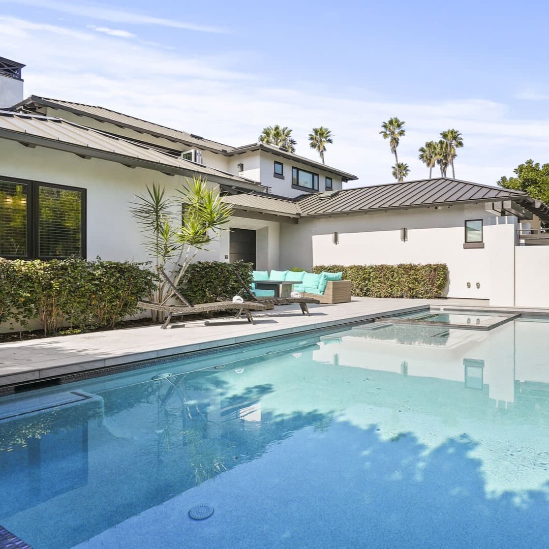 Bird Rock Gem - Image 1