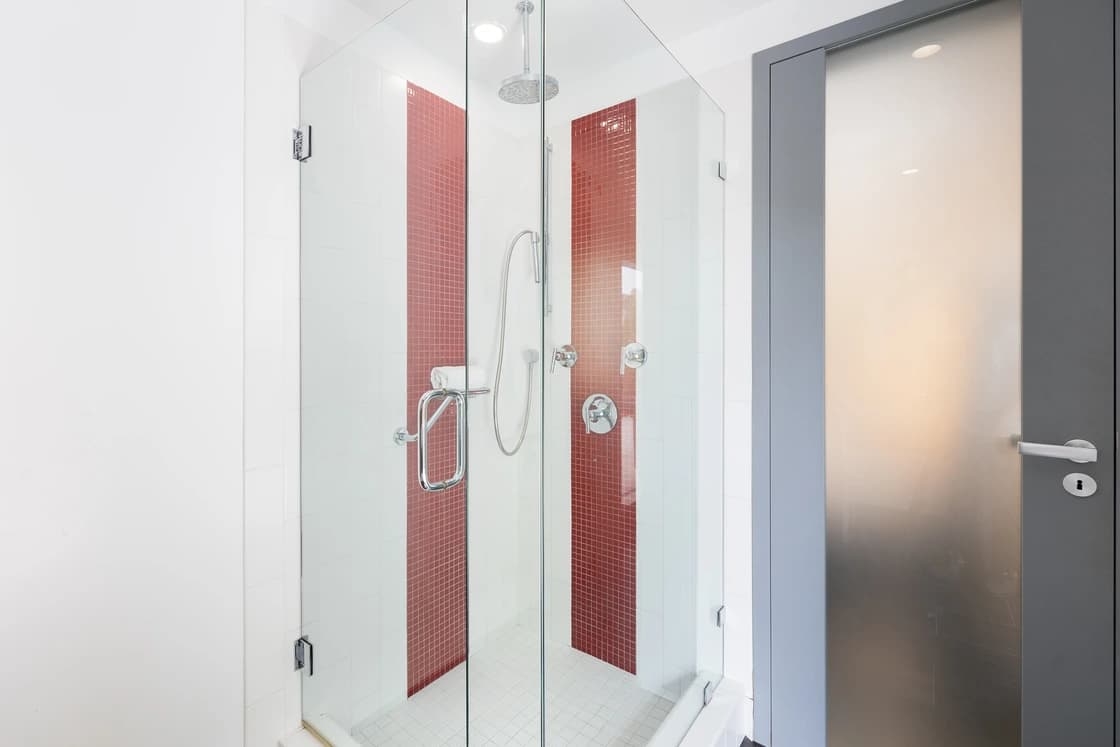 Moonlight Modern - Image 30