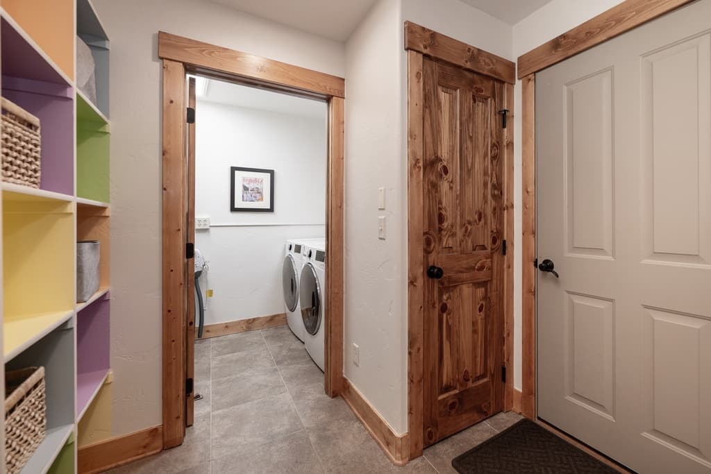 Everview Heights Townhouse - Image 18