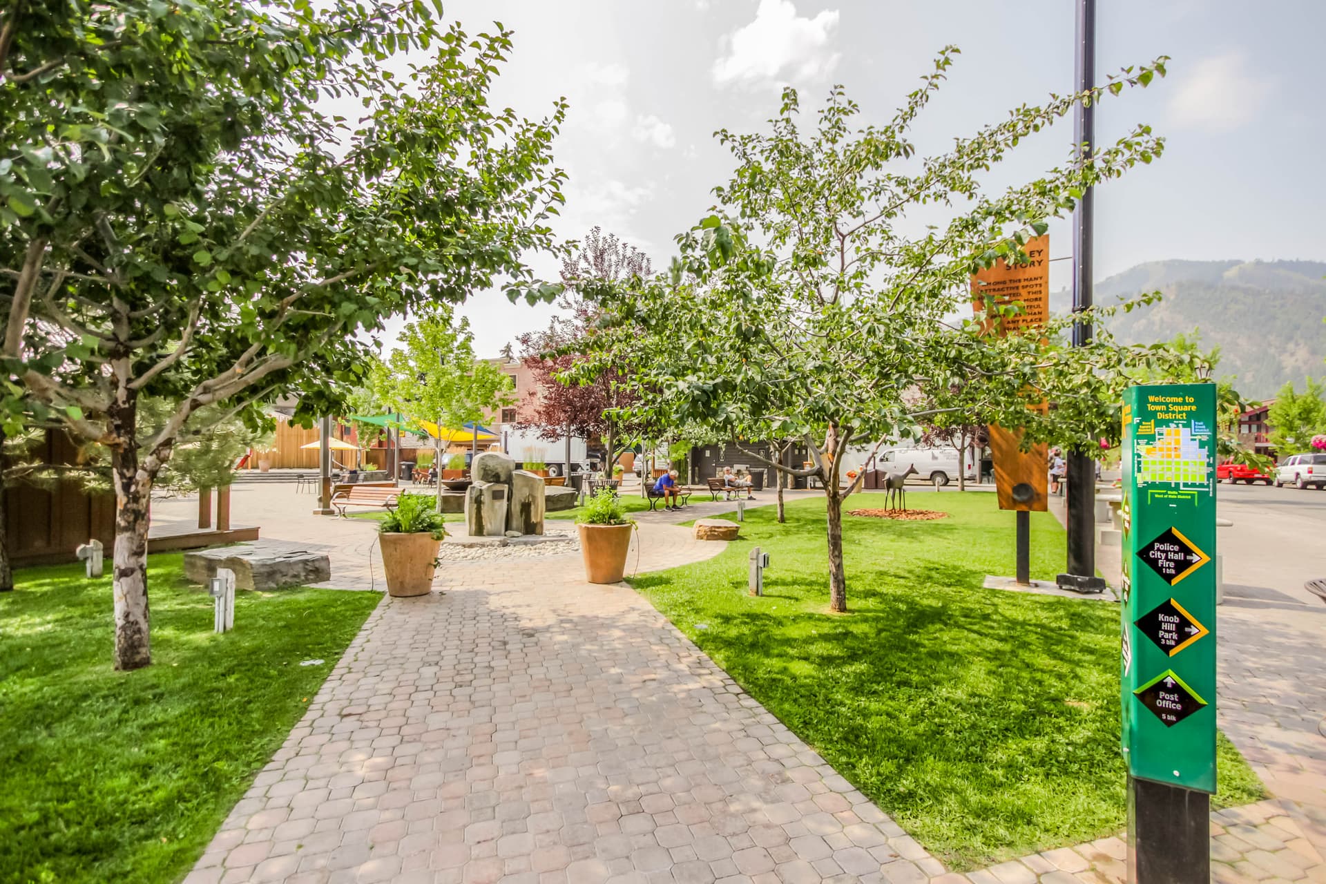 Walk to River Run Gondola - Image 40