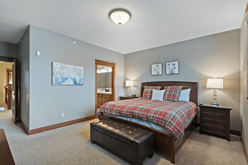 Fabulous Riverstone Retreat - Image 7