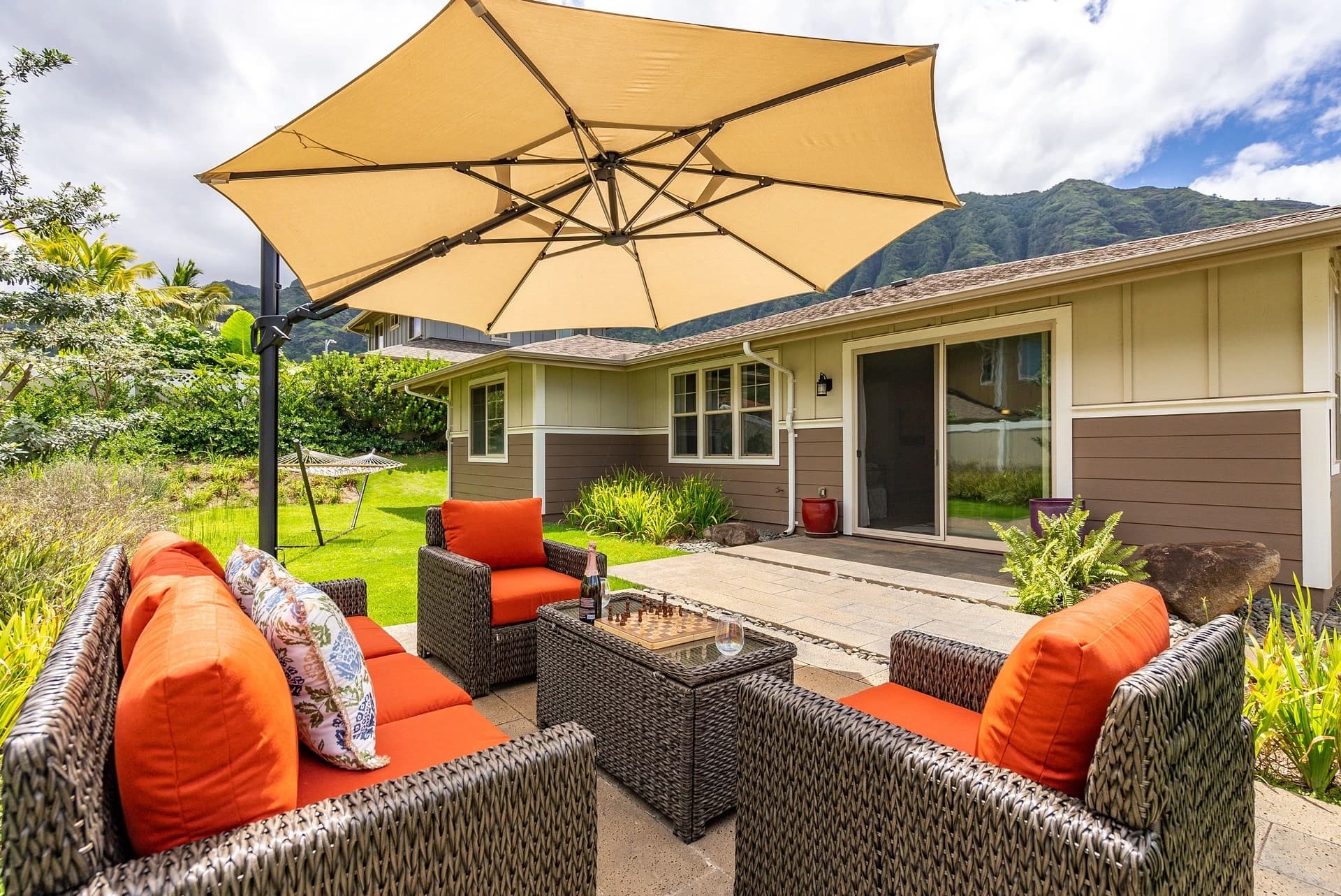 Pakele Oahu - Image 1