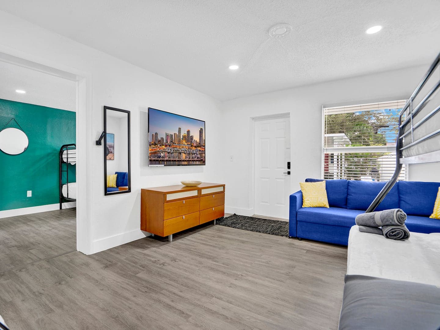 Bungalow House - Image 18