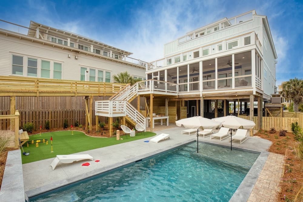 Ocean's Eye - Image 1