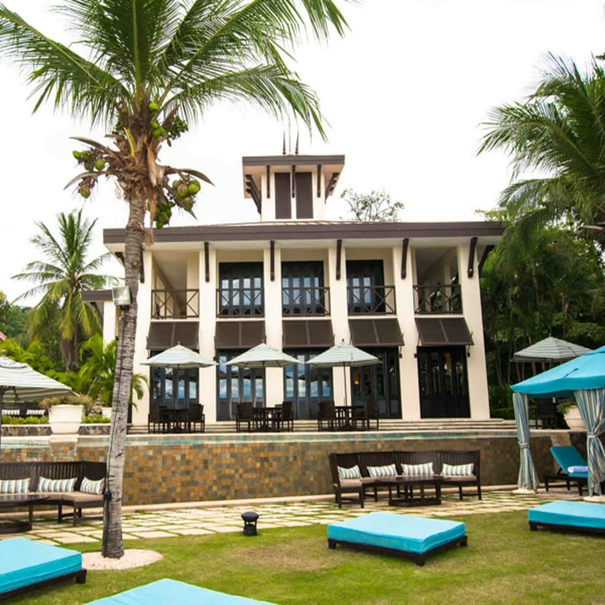 Coco Beach Residence - Image 1