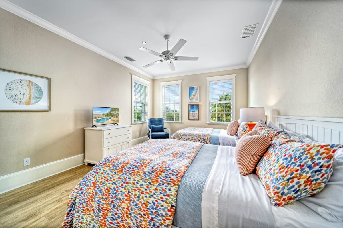 Key Canal Home - Image 25