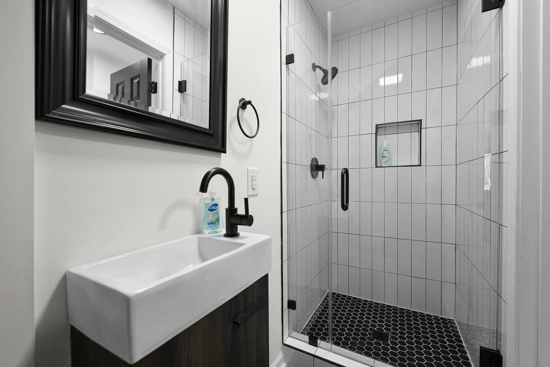 Knotty Pines - Image 51