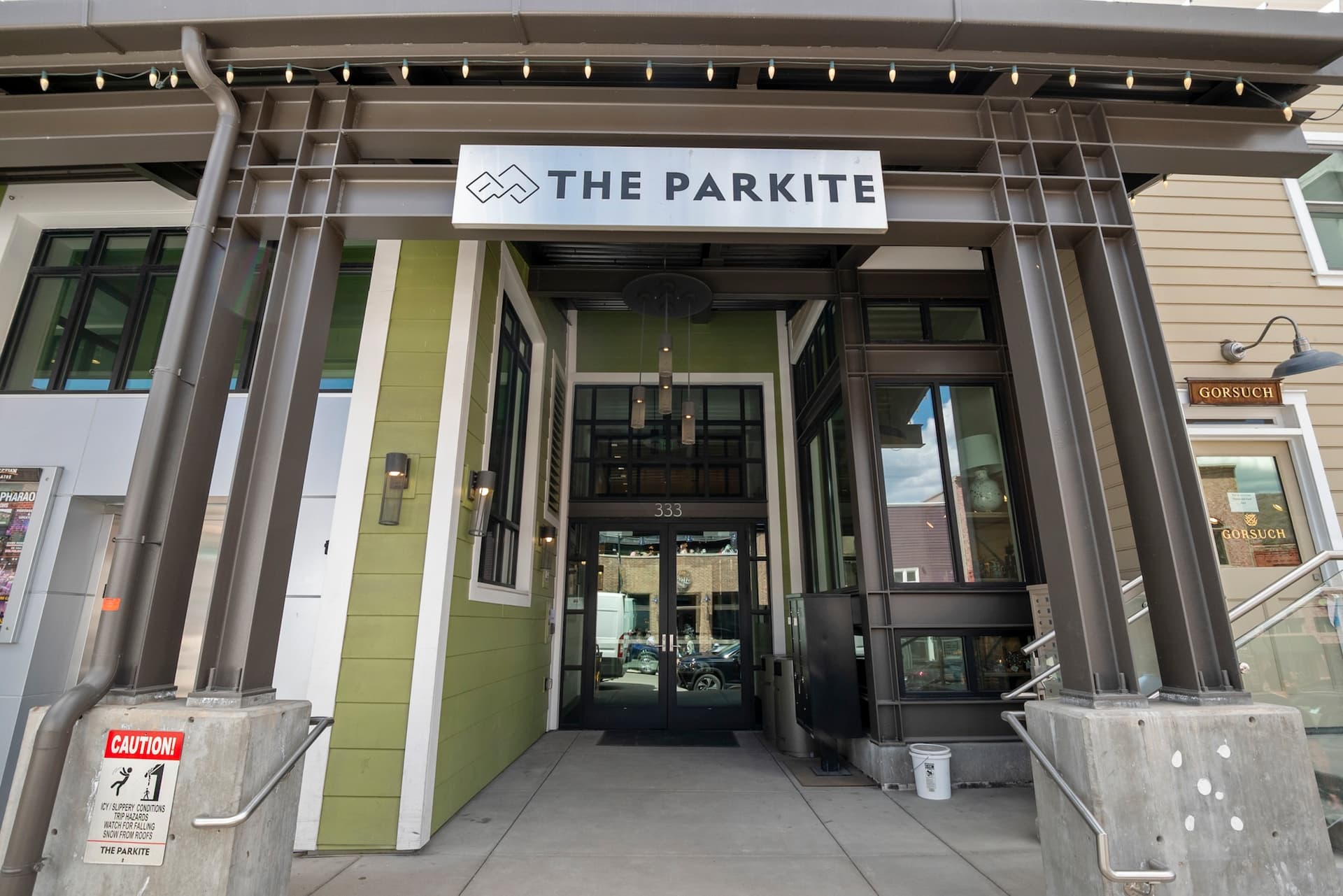 Mountain Luxe Retreat on Main - Image 38