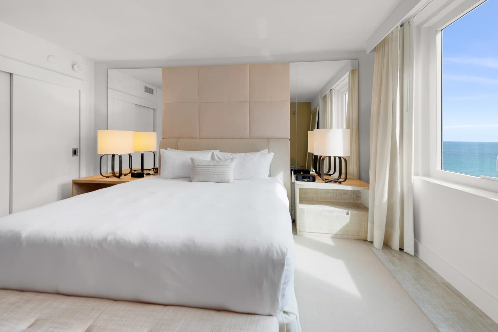 1 Hotel & Homes Residence #1208 - Image 9