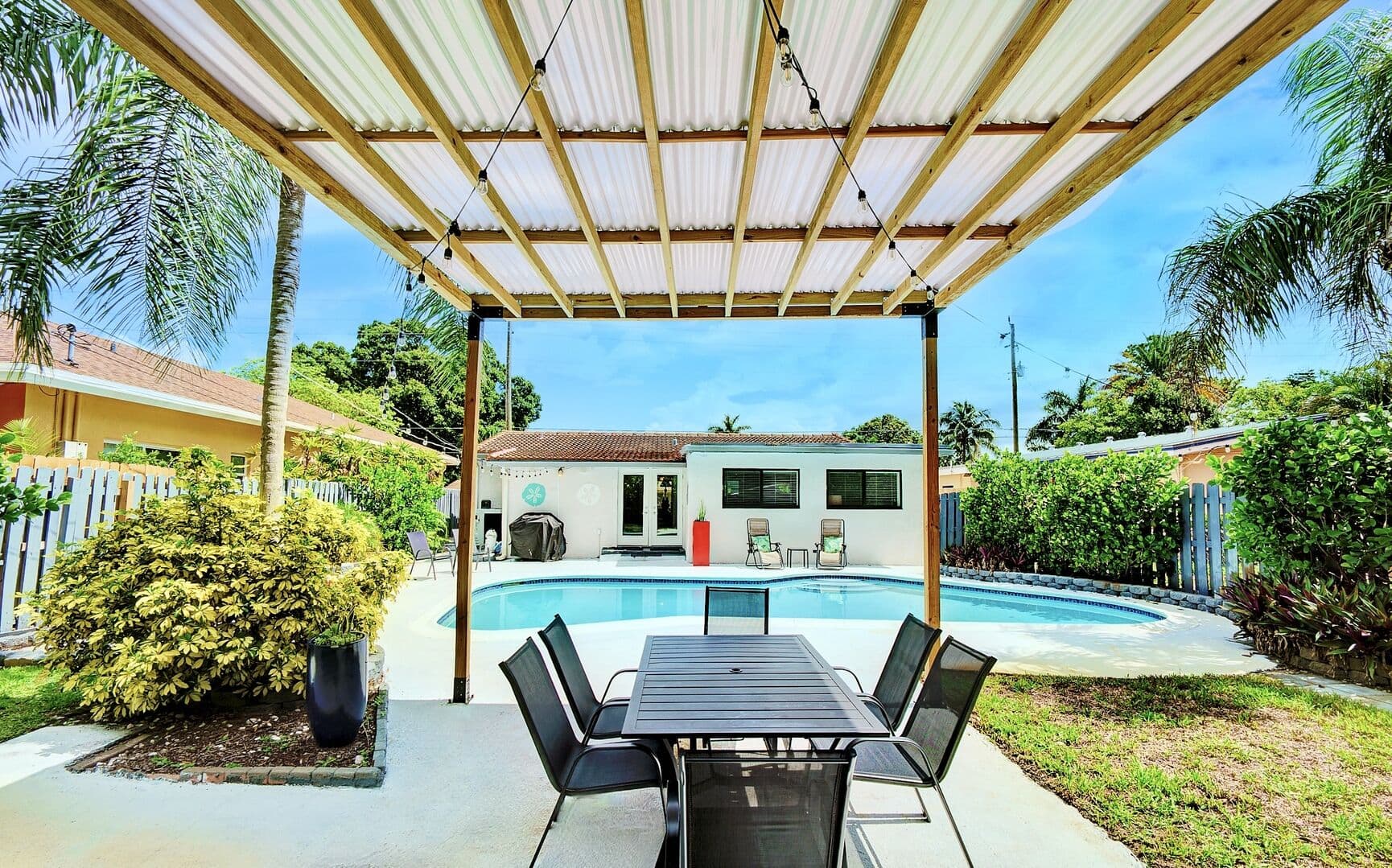 Wilton Manor - Image 28