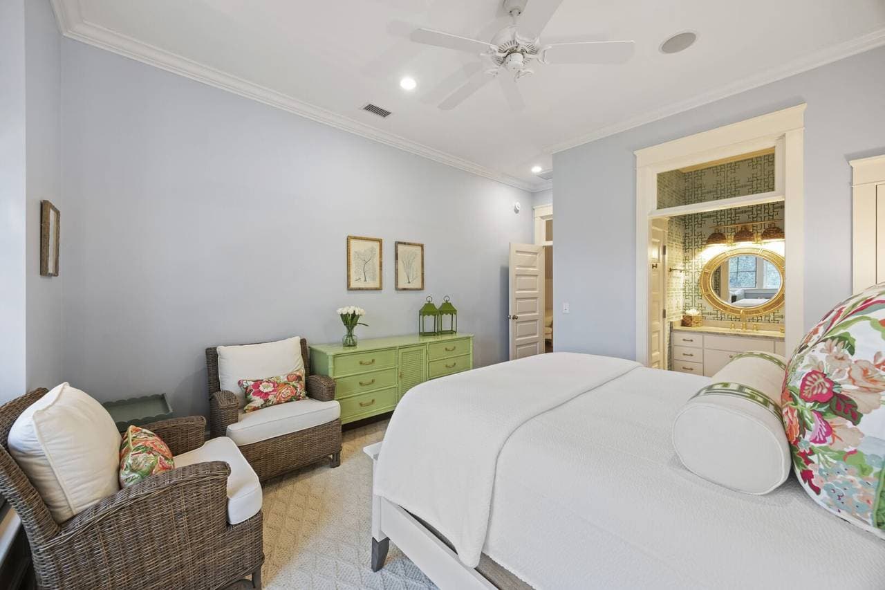 Blue Heron Pond - Image 28