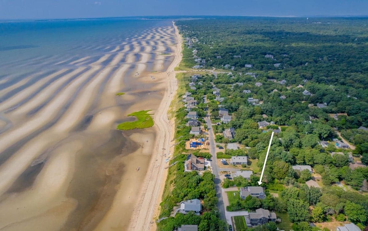 Bay Break - Image 39