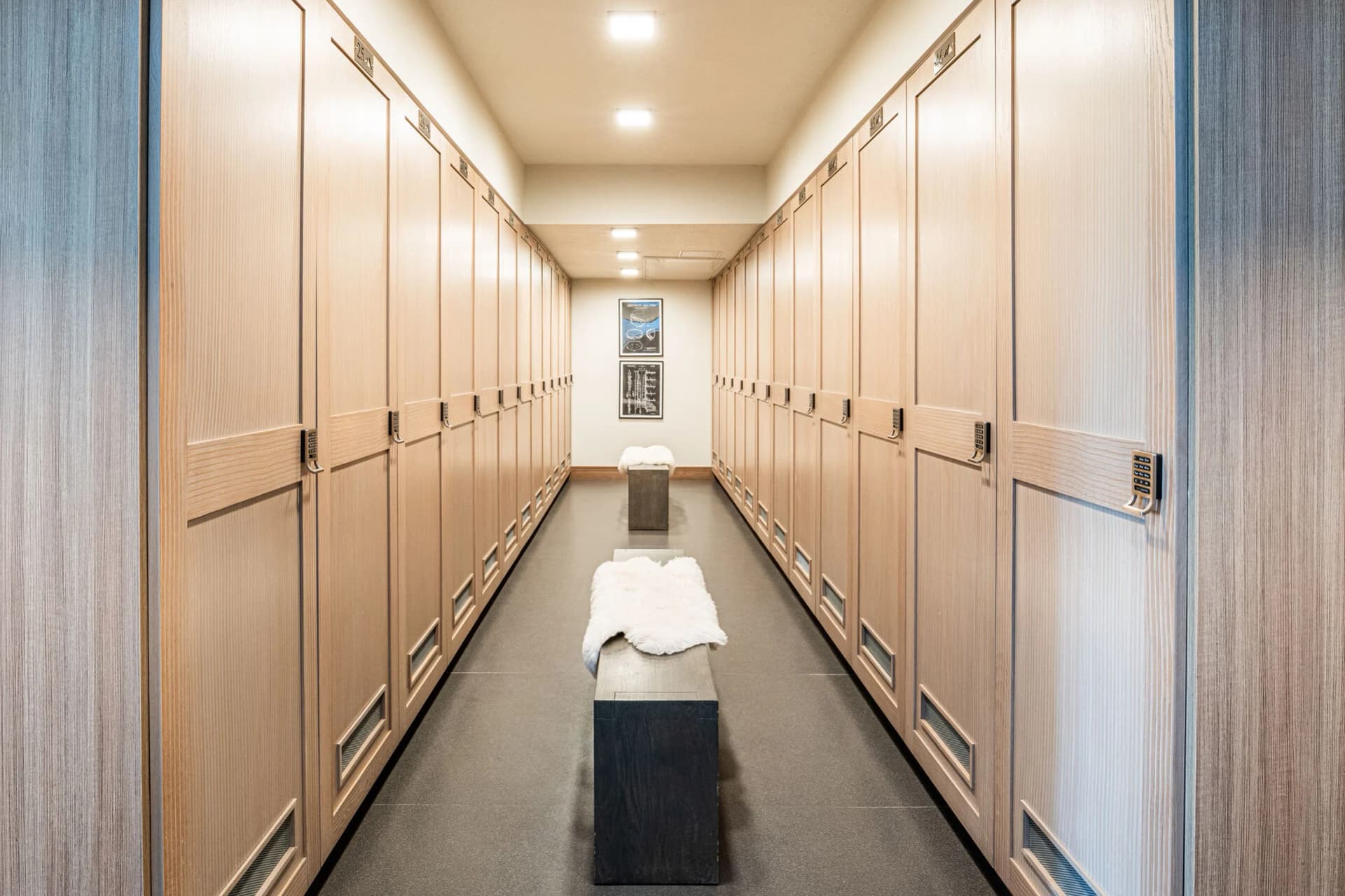 King's Crown - Image 35