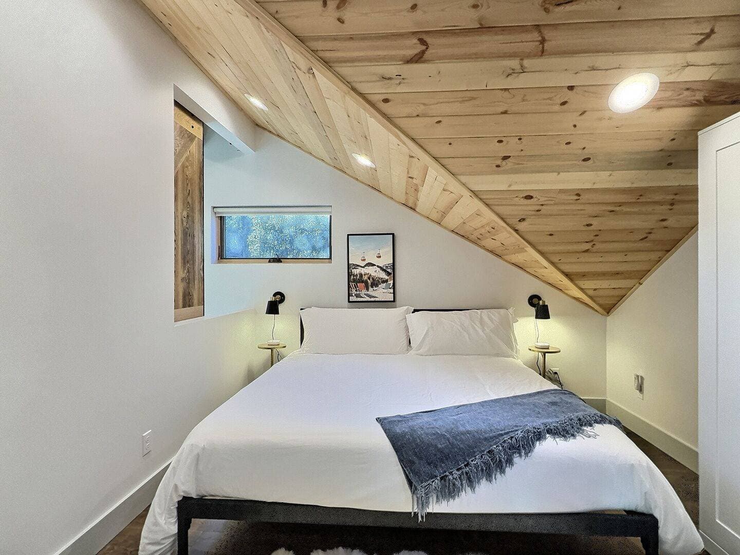 Mountain Manor - Image 39