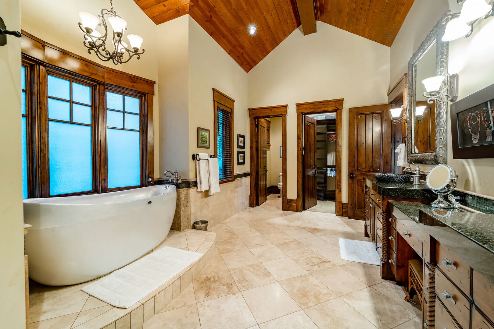 Black Spruce Lodge - Image 17