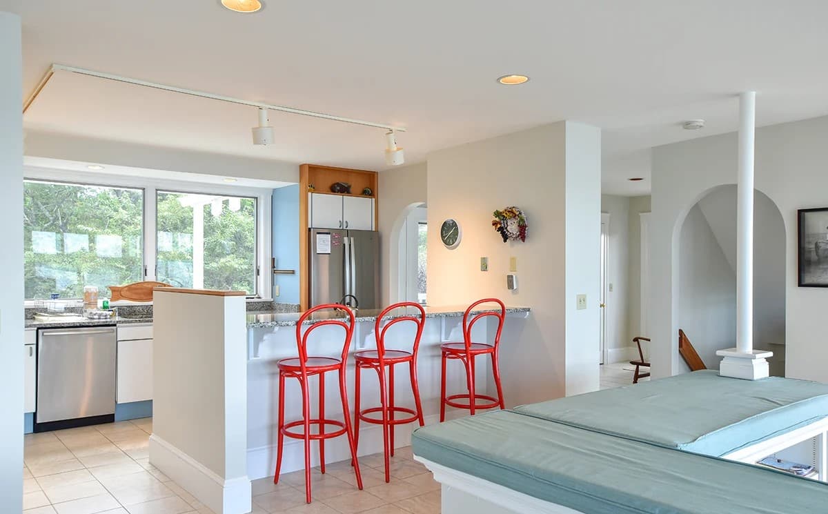 Beach House - Image 4