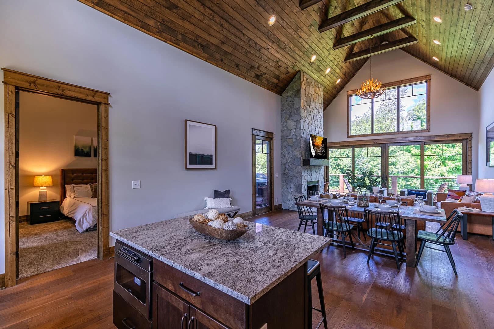 Olive and Georgia's - Image 7