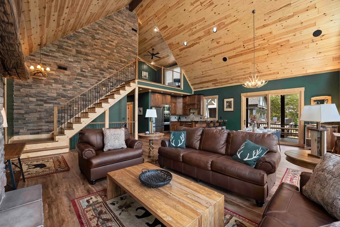 Black Bear Lodge - Image 22