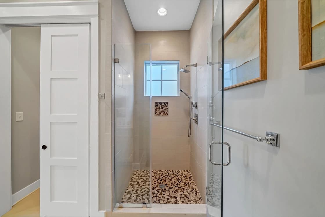 Bella Sol - Image 22