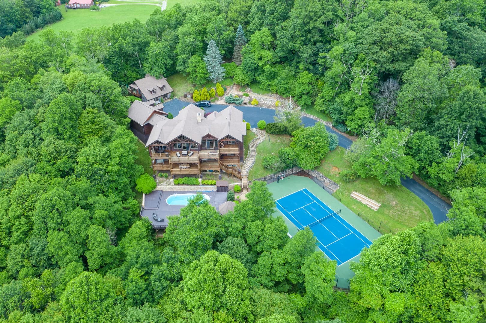 Banner Crest - Image 1