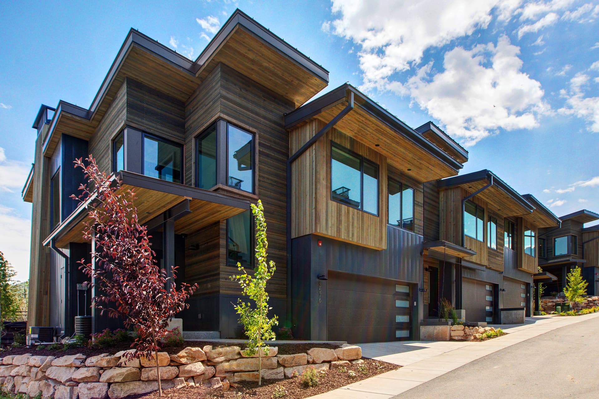 Ridgeline Contemporary - Image 3