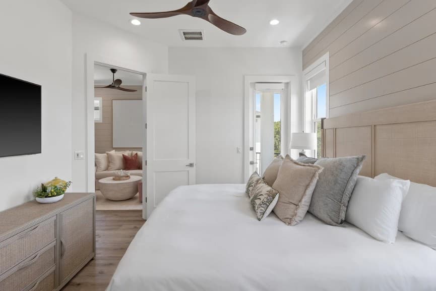 Lone Star Hideaway - Image 22