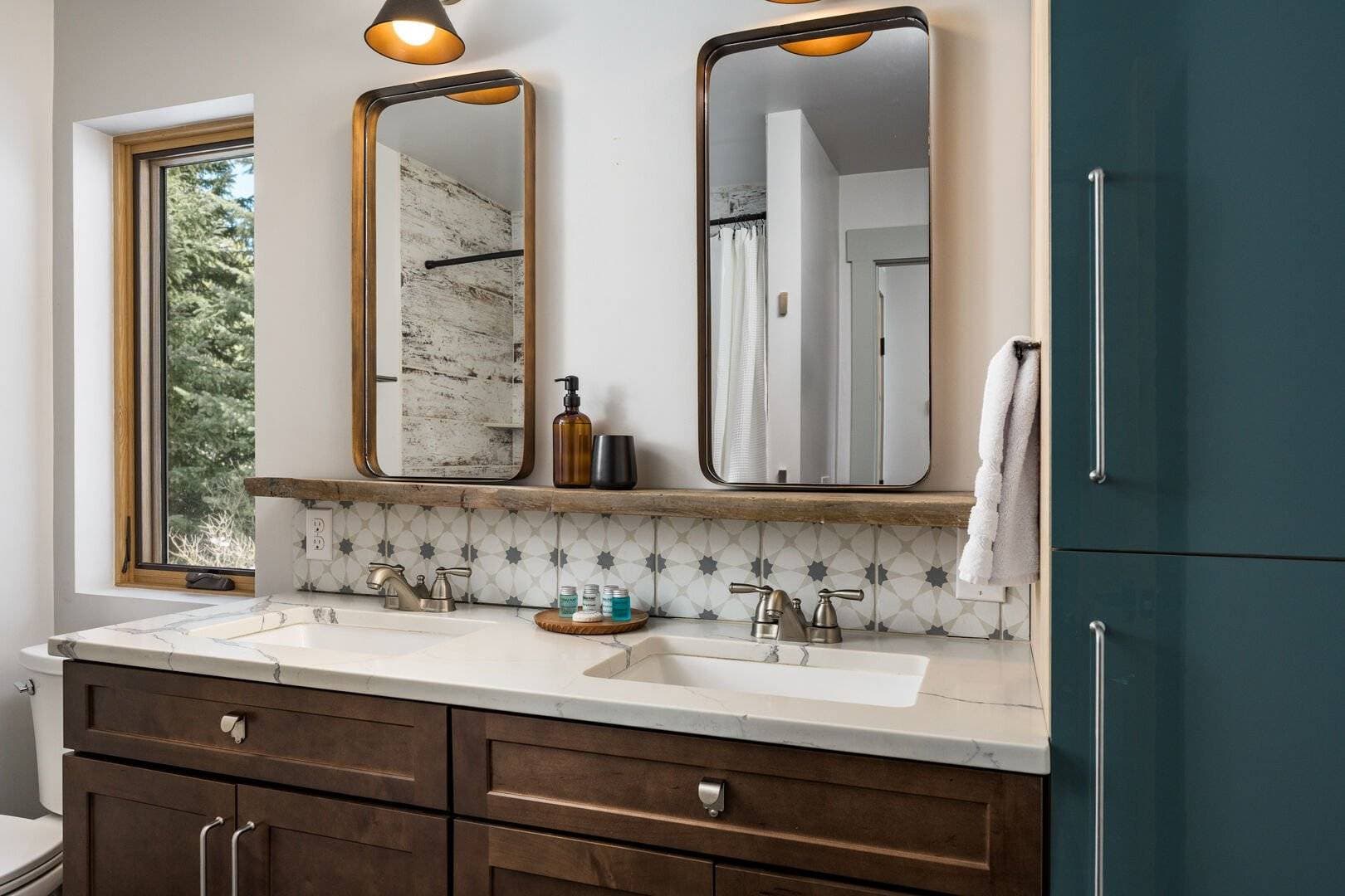 Mountain Manor - Image 48