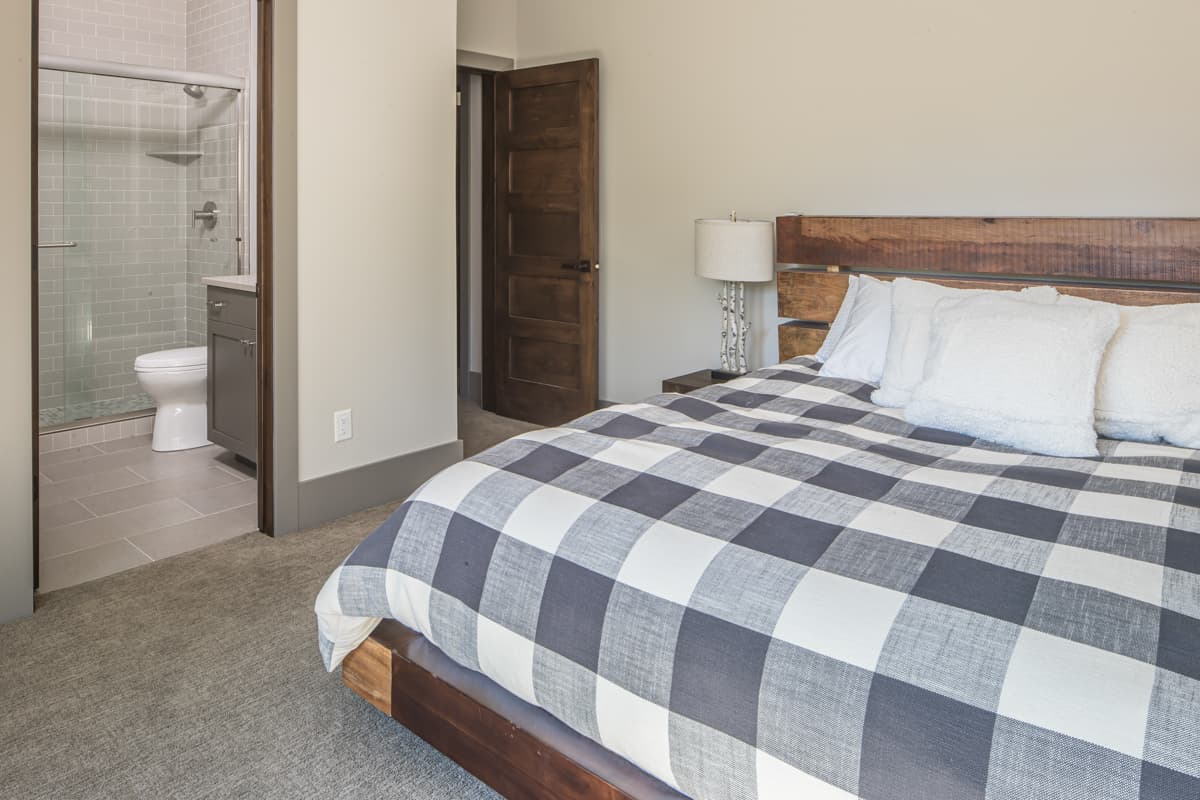 Powder Seeker Lodge - Image 24