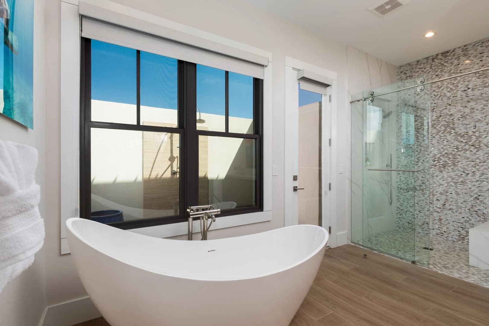 Hale Kailani - Image 40