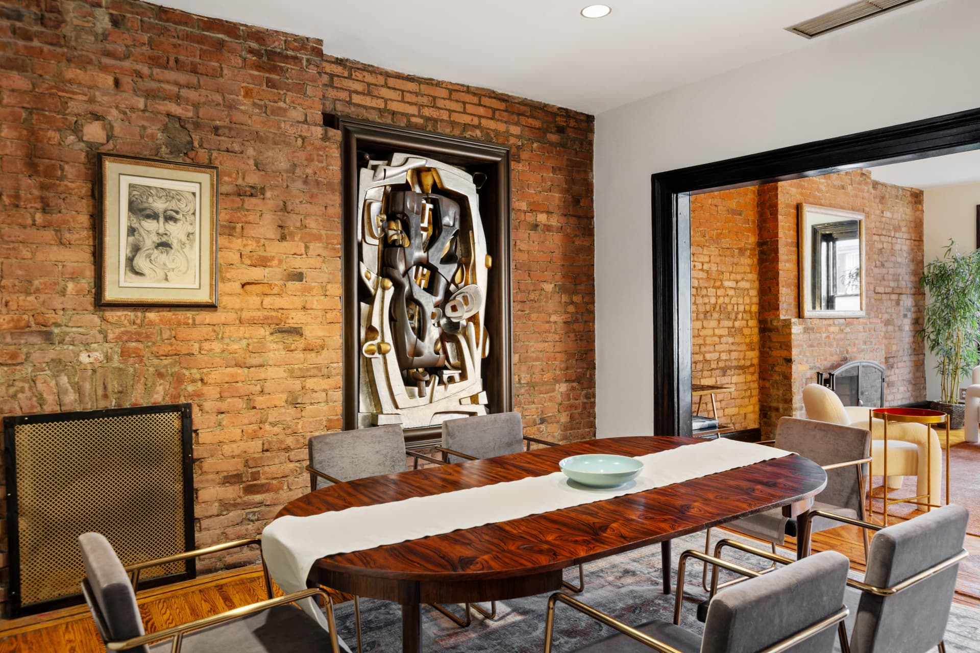 Garden Place - Image 18