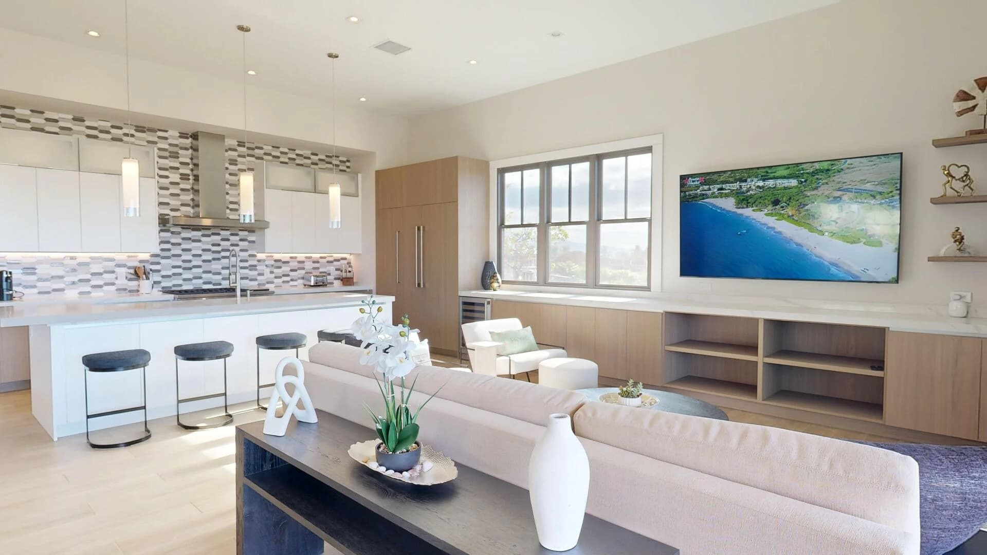 Hale Kailani - Image 21