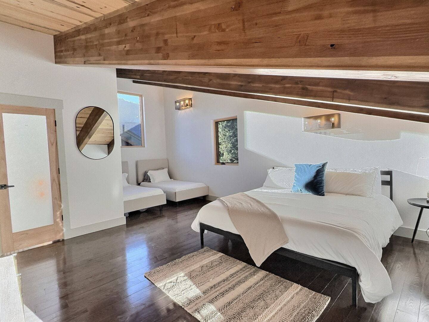 Mountain Manor - Image 35