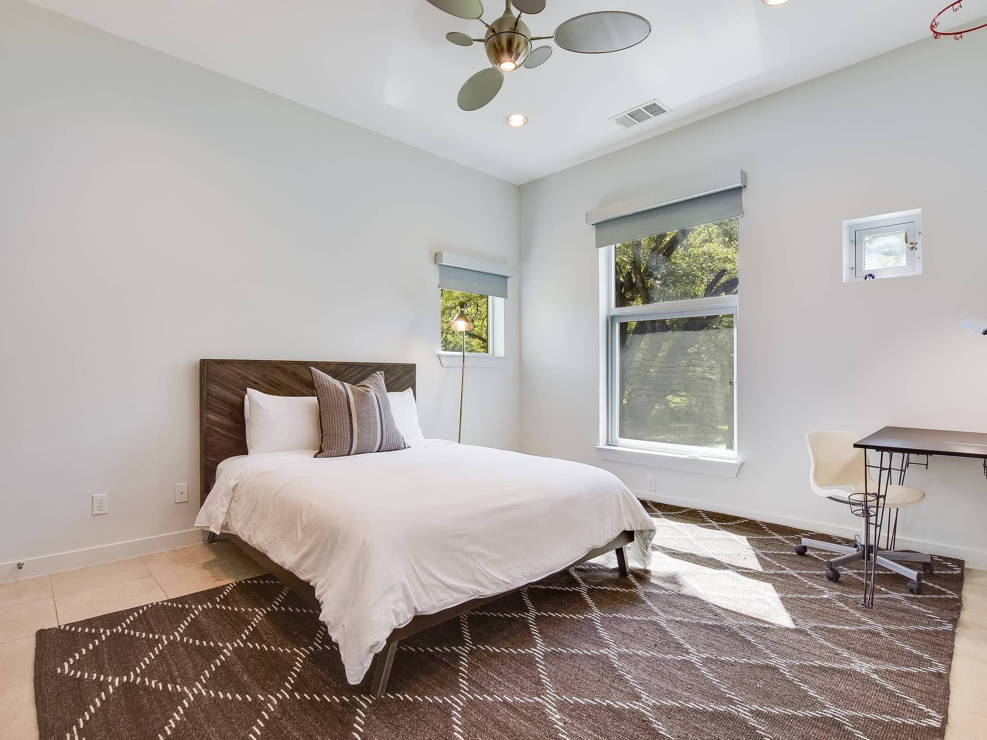 Emerald on Lake Austin - Image 55