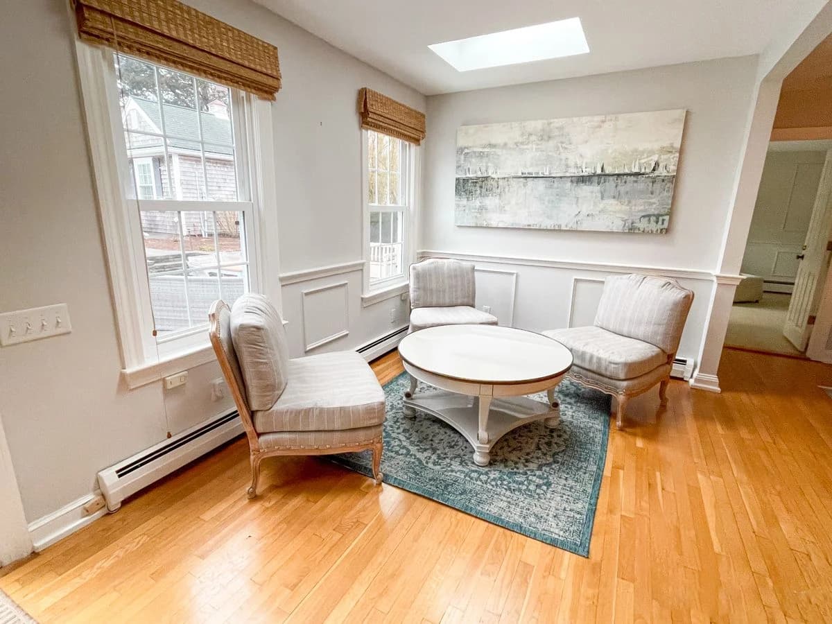 Queen's Landing - Image 7