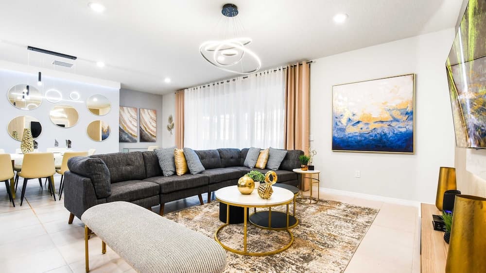 Platinum Isles - Image 1