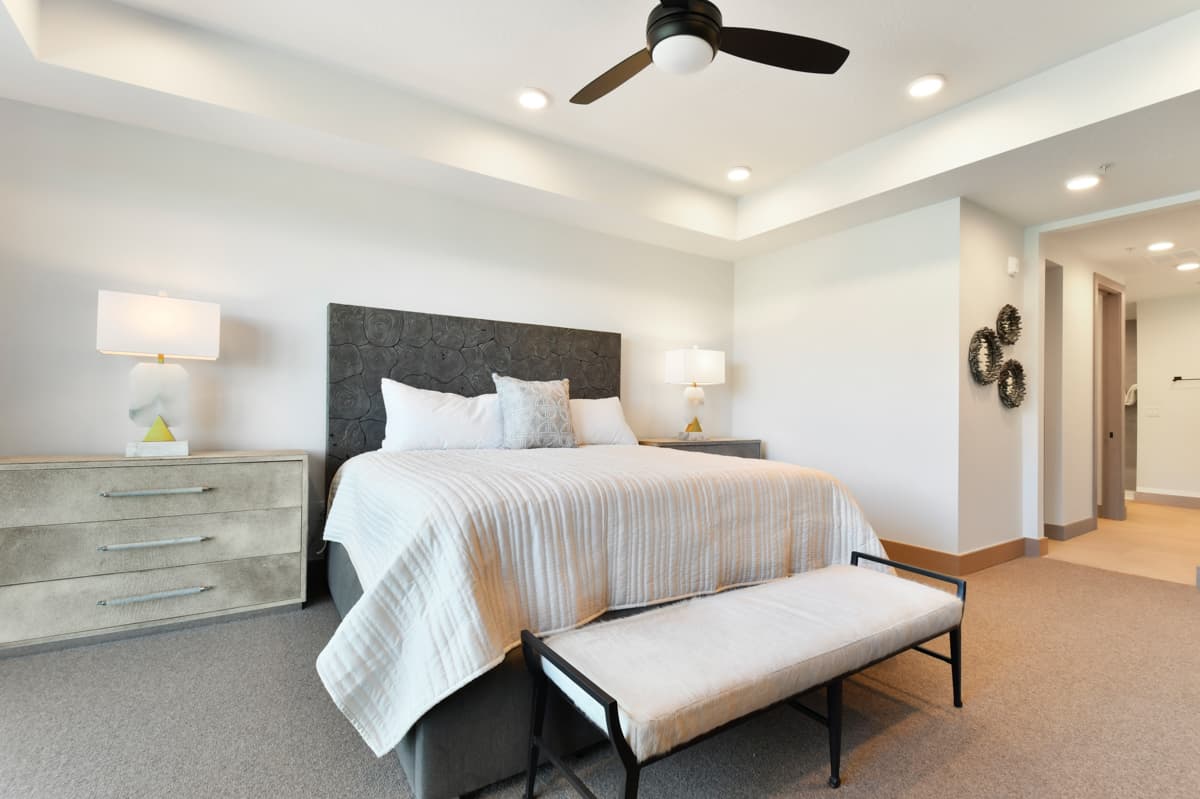 King's Crown - Image 13