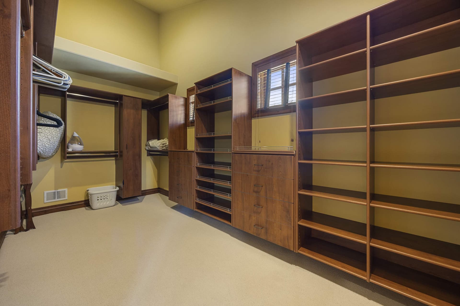 Luxury Mountain Retreat - Image 16