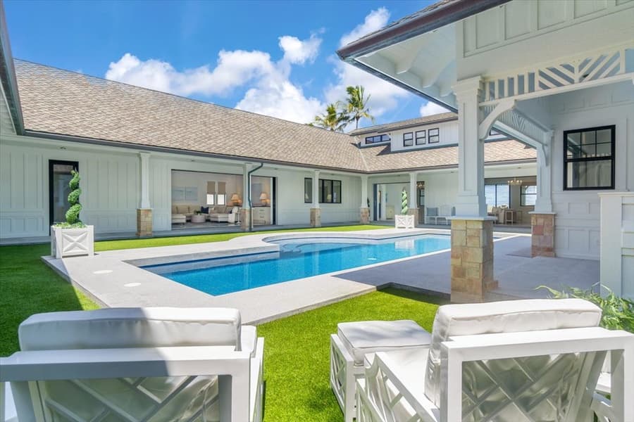 Hale Kailua Beachfront Estate - Image 5